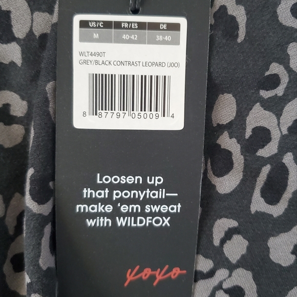 NWT WildFox Sweat Women's Leopard Print Grey and Black Top Size M - Picture 10 of 10